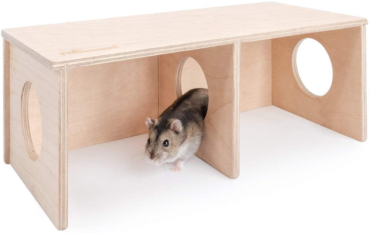 A closer look at Glossy Hamster Hideaway House With Tahlon Tunnel System